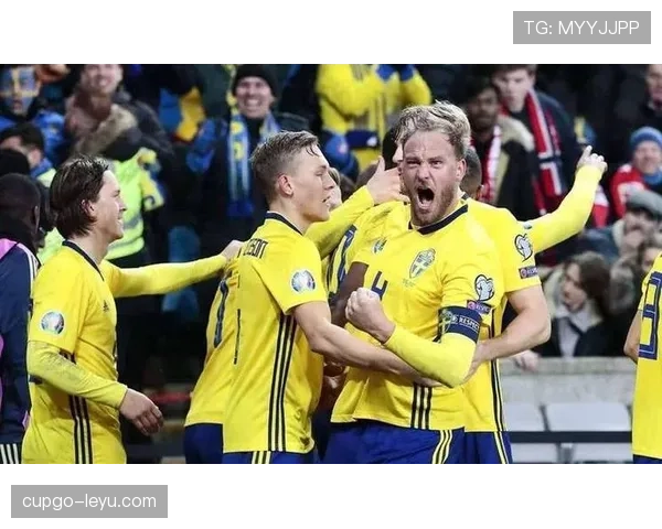 科隆逼抢体系再升级,战术革新助推球队状态强势回暖 科隆逼抢体系再升级,战术革新助推球队状态强势回暖