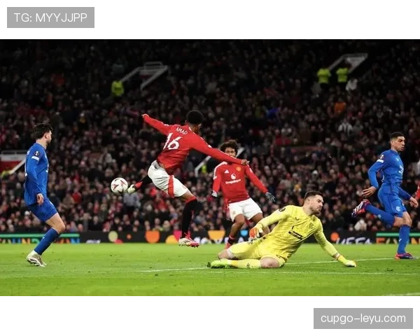 曼联遭遇重创，英超战绩持续低迷，前景蒙上阴影