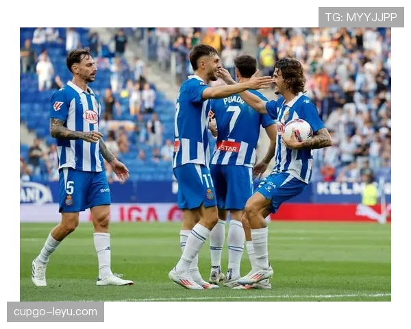 足球伤停补时成胜负关键:战术博弈如何左右比赛走向 足球伤停补时成胜负关键:战术博弈如何左右比赛走向