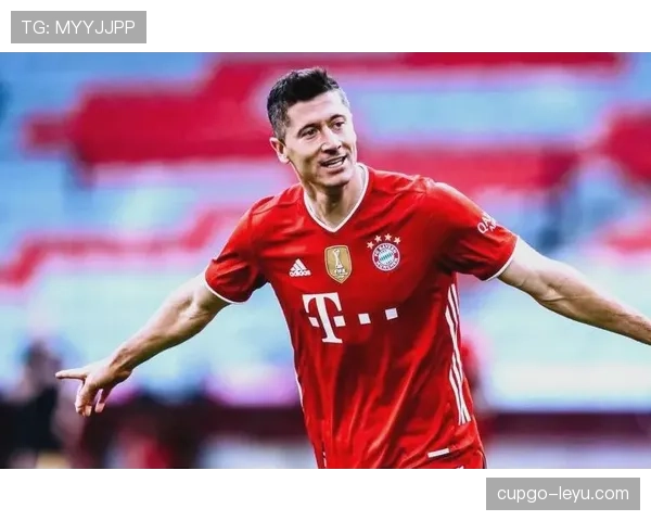 德甲转会窗口重磅频出,顶级球星加盟重塑联赛格局 德甲转会窗口重磅频出,顶级球星加盟重塑联赛格局